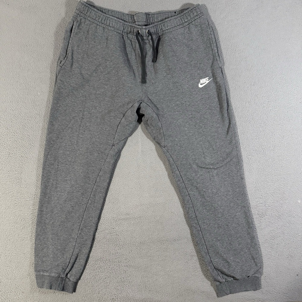 Nike Men's Sportswear Club Fleece Jogger Pants Gray Tapered Size Large